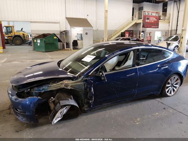 2018 TESLA MODEL 3 LONG RANGE/PERFORMANCE