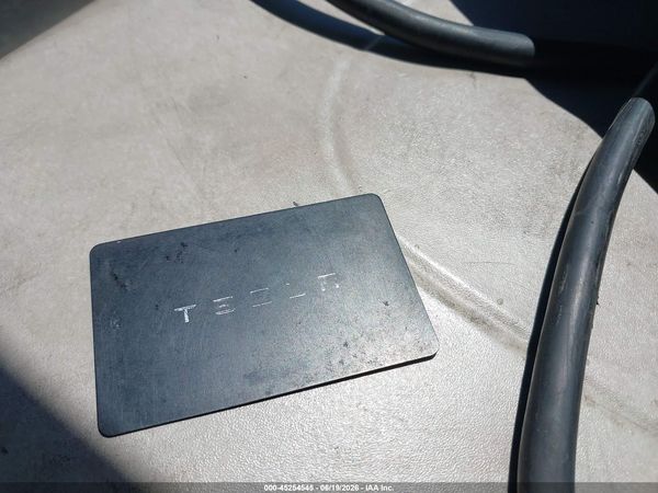 2018 TESLA MODEL 3 LONG RANGE/PERFORMANCE