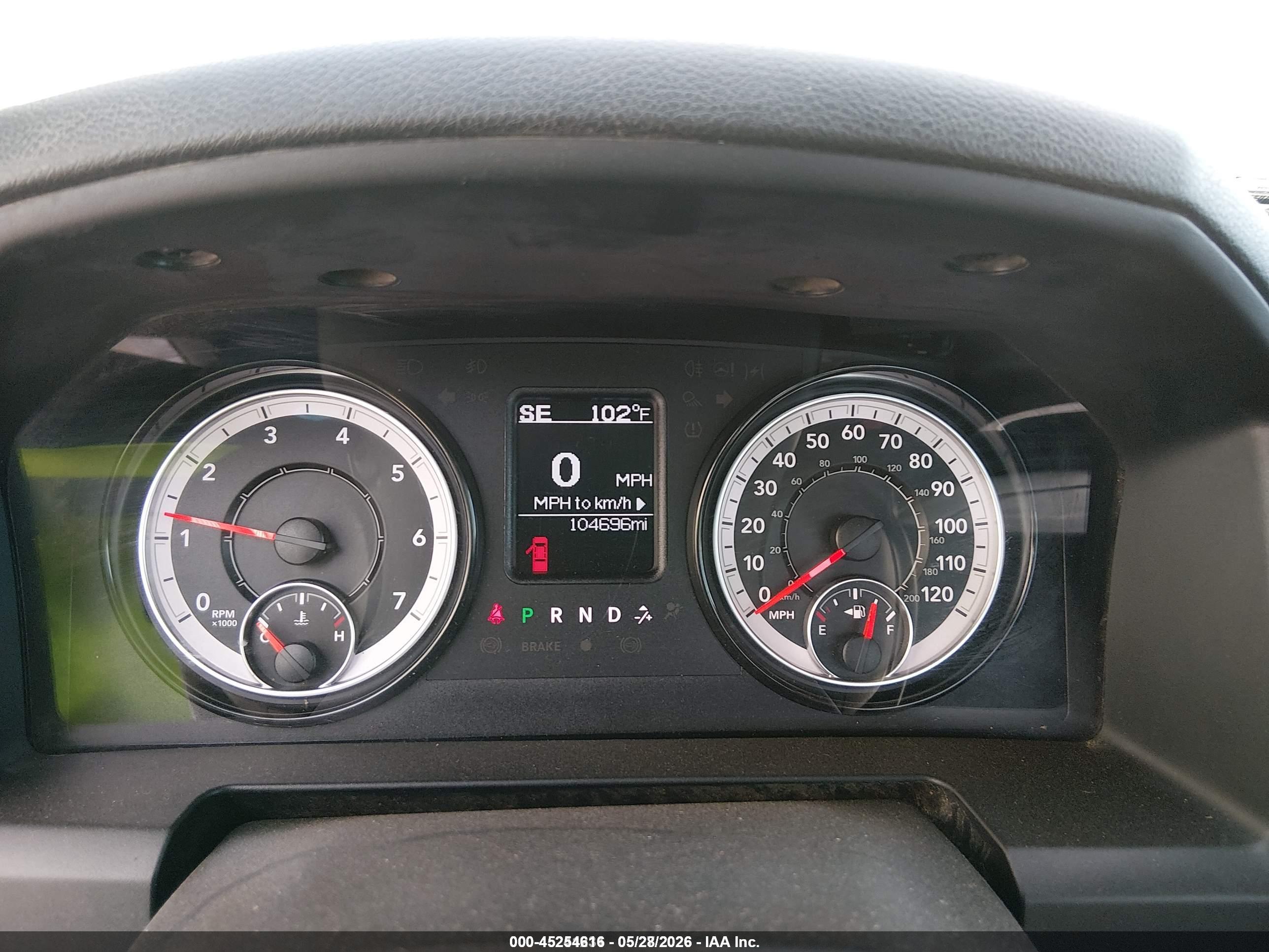 2021 RAM 1500 CLASSIC TRADESMAN  4X4 8' BOX