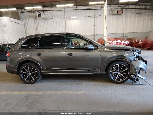 2021 AUDI Q7