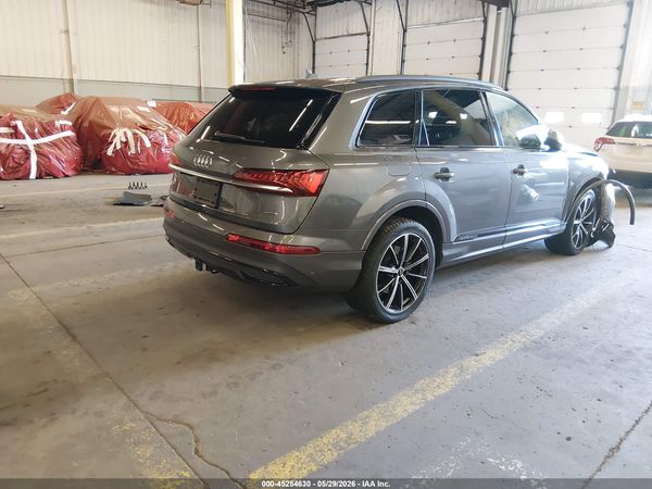 2021 AUDI Q7
