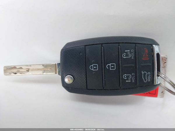 2021 KIA SEDONA LX