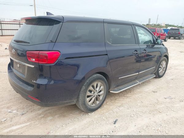 2021 KIA SEDONA LX