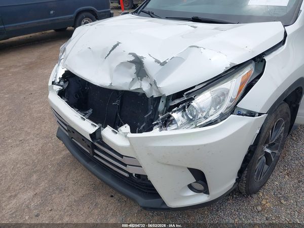 2018 TOYOTA HIGHLANDER LE PLUS