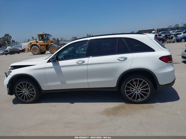 2022 MERCEDES-BENZ GLC 300 SUV