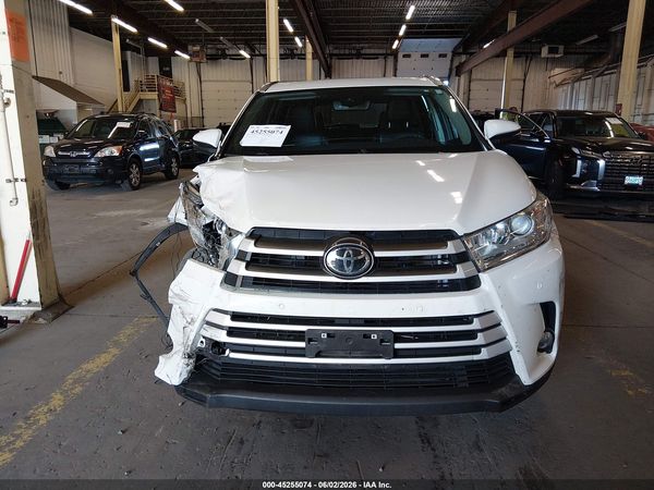 2018 TOYOTA HIGHLANDER XLE