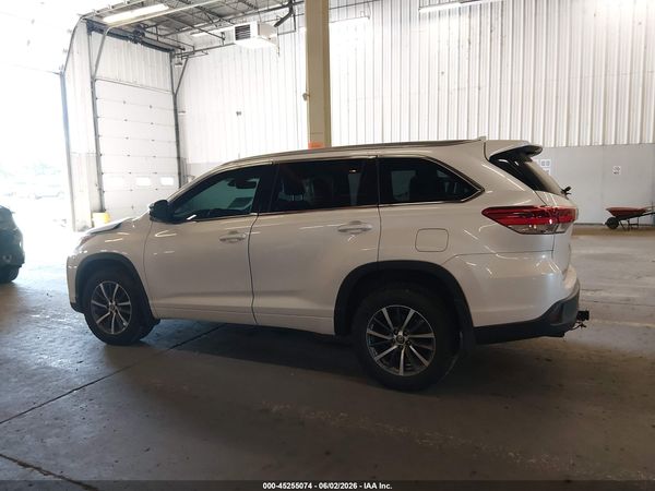 2018 TOYOTA HIGHLANDER XLE