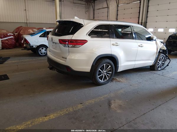 2018 TOYOTA HIGHLANDER XLE