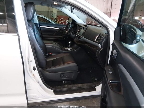 2018 TOYOTA HIGHLANDER XLE