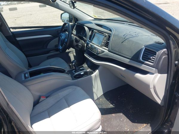 2018 TOYOTA HIGHLANDER LE PLUS