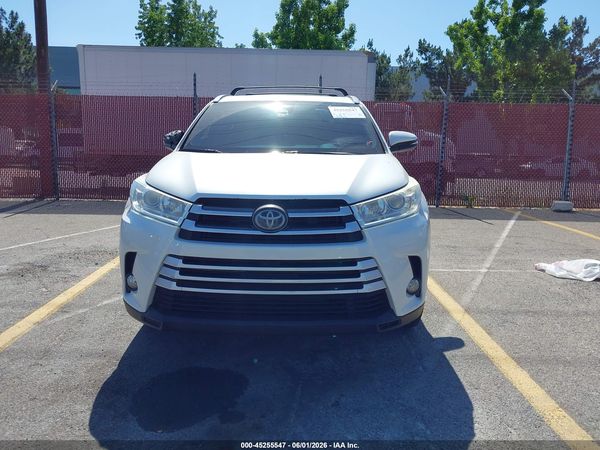 2018 TOYOTA HIGHLANDER XLE