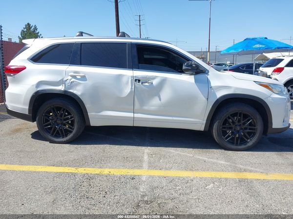 2018 TOYOTA HIGHLANDER XLE