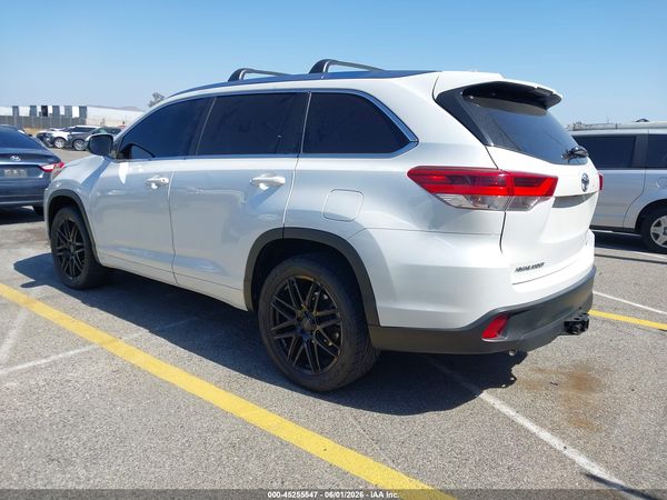 2018 TOYOTA HIGHLANDER XLE