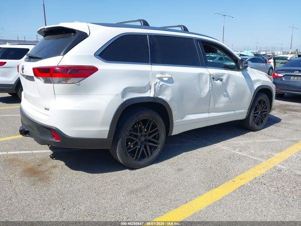 2018 TOYOTA HIGHLANDER XLE