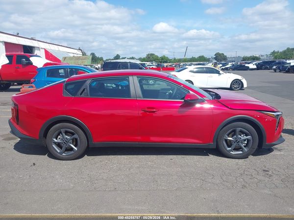 2025 KIA K4 LXS