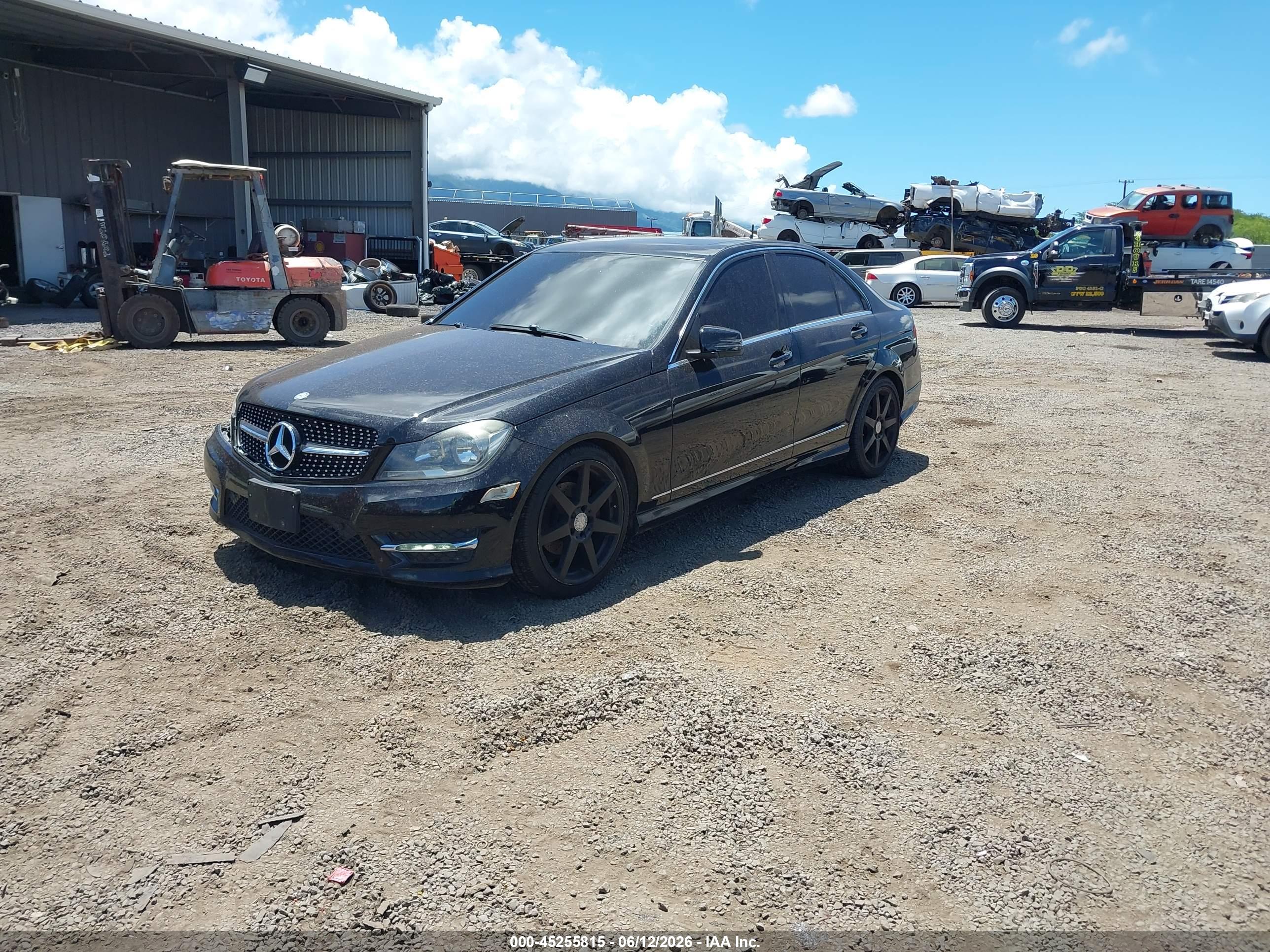 2014 MERCEDES-BENZ C 250 SPORT