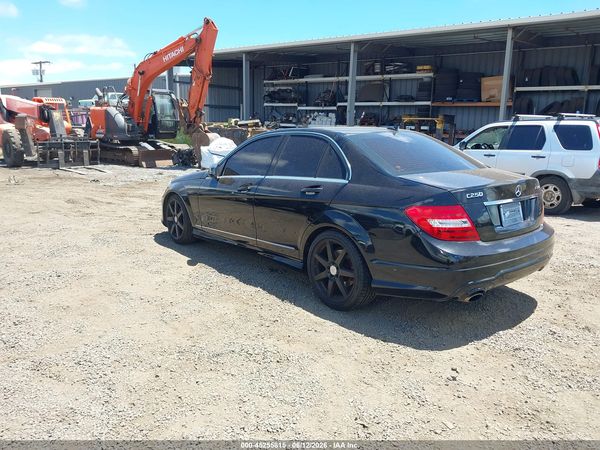2014 MERCEDES-BENZ C 250 SPORT