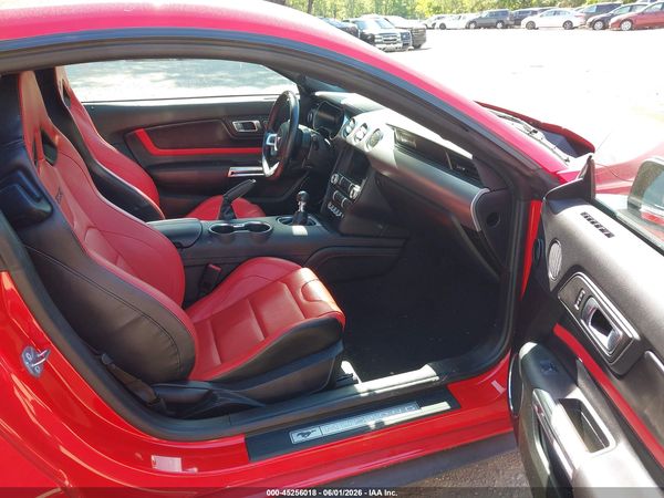 2022 FORD MUSTANG