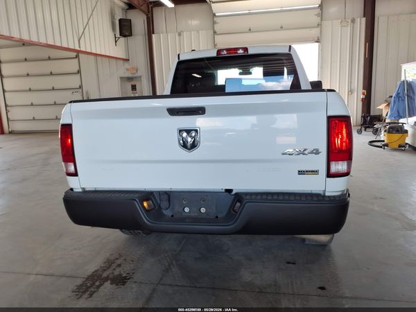 2017 RAM 1500 TRADESMAN  4X4 6'4 BOX