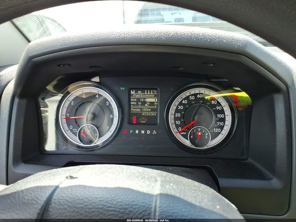 2017 RAM 1500 TRADESMAN  4X4 6'4 BOX