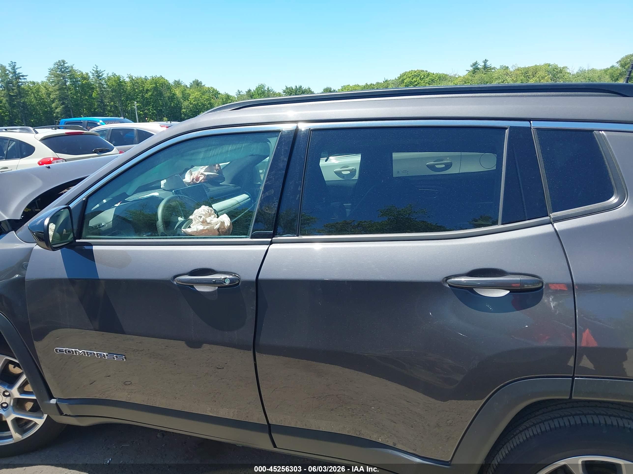 2024 JEEP COMPASS LATITUDE LUX FWD