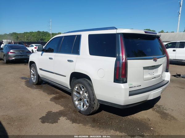 2018 CADILLAC ESCALADE PLATINUM