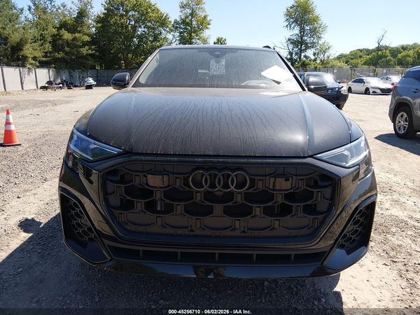 2025 AUDI Q8