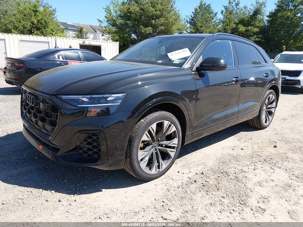 2025 AUDI Q8
