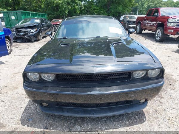 2012 DODGE CHALLENGER SXT