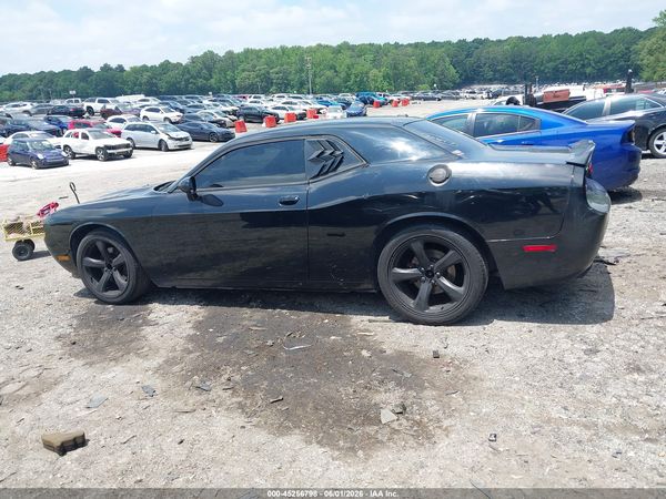 2012 DODGE CHALLENGER SXT