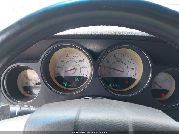 2012 DODGE CHALLENGER SXT