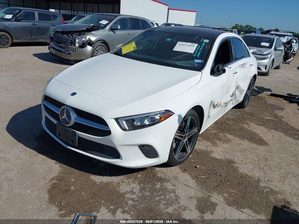 2021 MERCEDES-BENZ A 220 A220