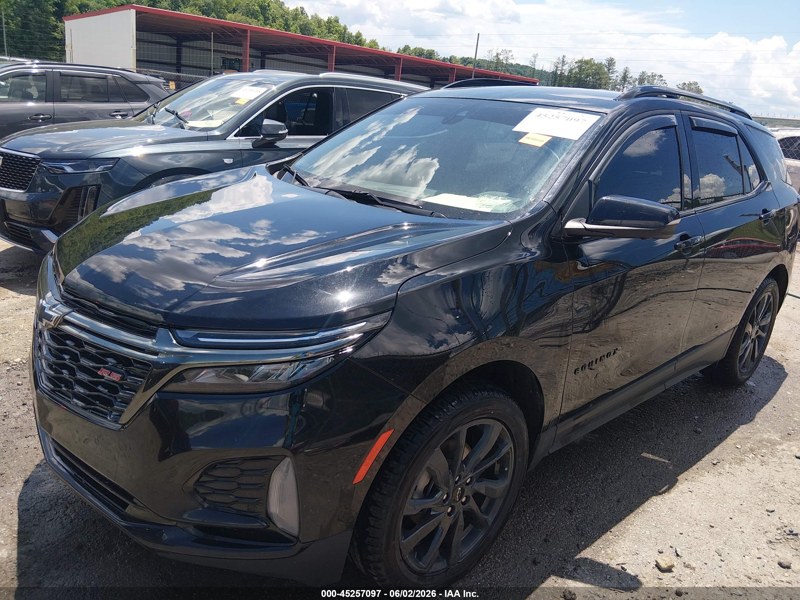 2023 CHEVROLET EQUINOX AWD RS — I2