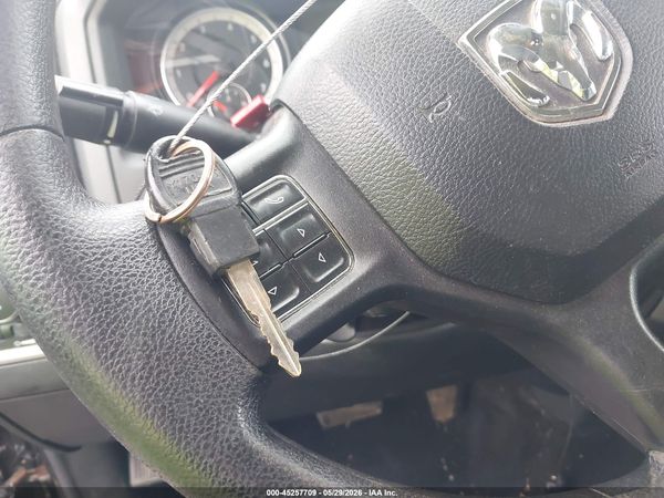 2016 RAM 1500 EXPRESS