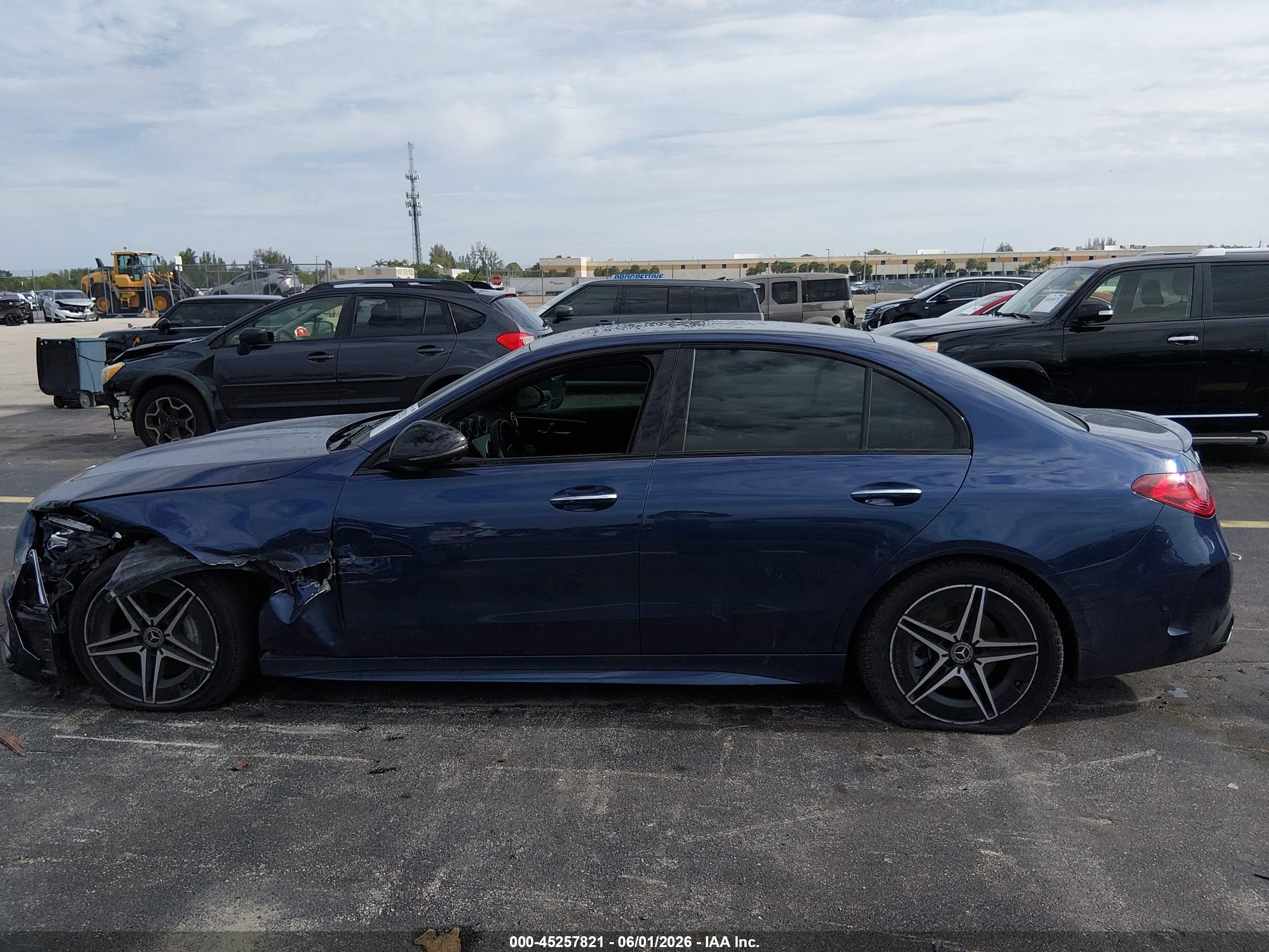 2024 MERCEDES-BENZ C 300 C300