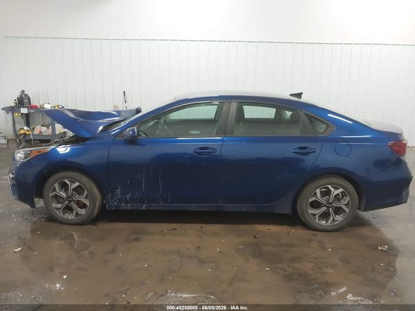 2019 KIA FORTE LXS