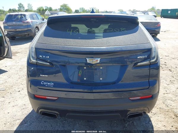 2019 CADILLAC XT4 AWD SPORT