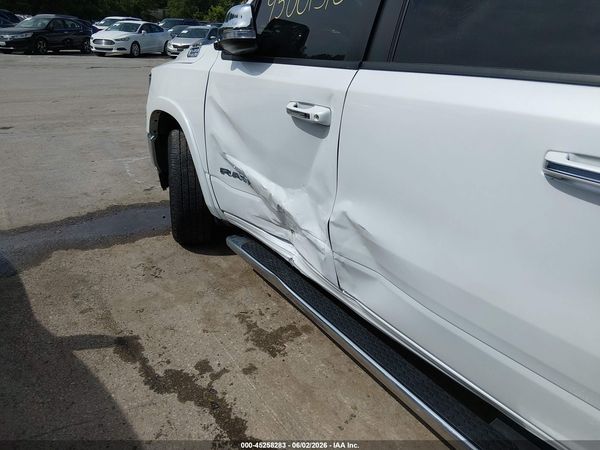 2022 RAM 1500 LARAMIE  4X4 5'7 BOX