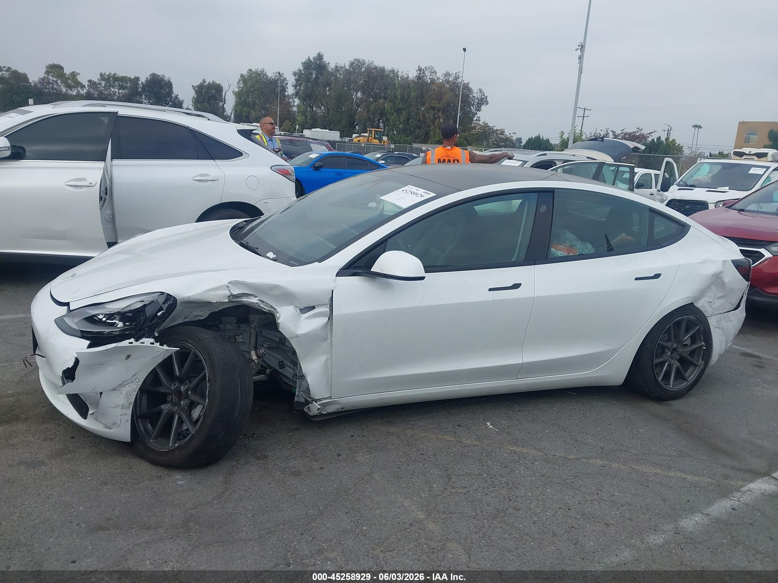 2022 TESLA MODEL 3 REAR-WHEEL DRIVE