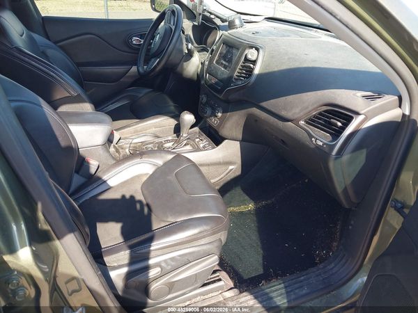 2019 JEEP CHEROKEE LATITUDE PLUS FWD