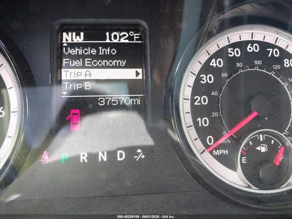 2017 RAM 1500 TRADESMAN  4X2 5'7 BOX