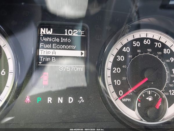 2017 RAM 1500 TRADESMAN  4X2 5'7 BOX