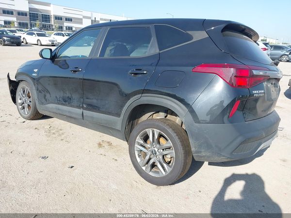 2023 KIA SELTOS LX
