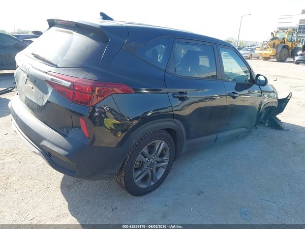 2023 KIA SELTOS LX