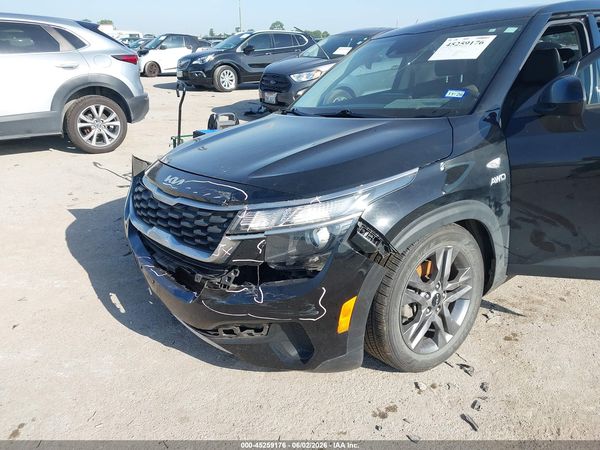 2023 KIA SELTOS LX
