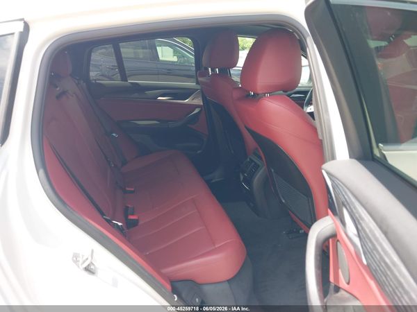 2023 BMW X4 XDRIVE30I