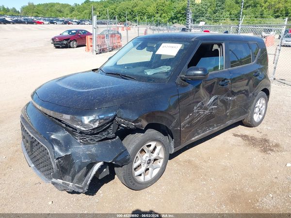 2023 KIA SOUL LX