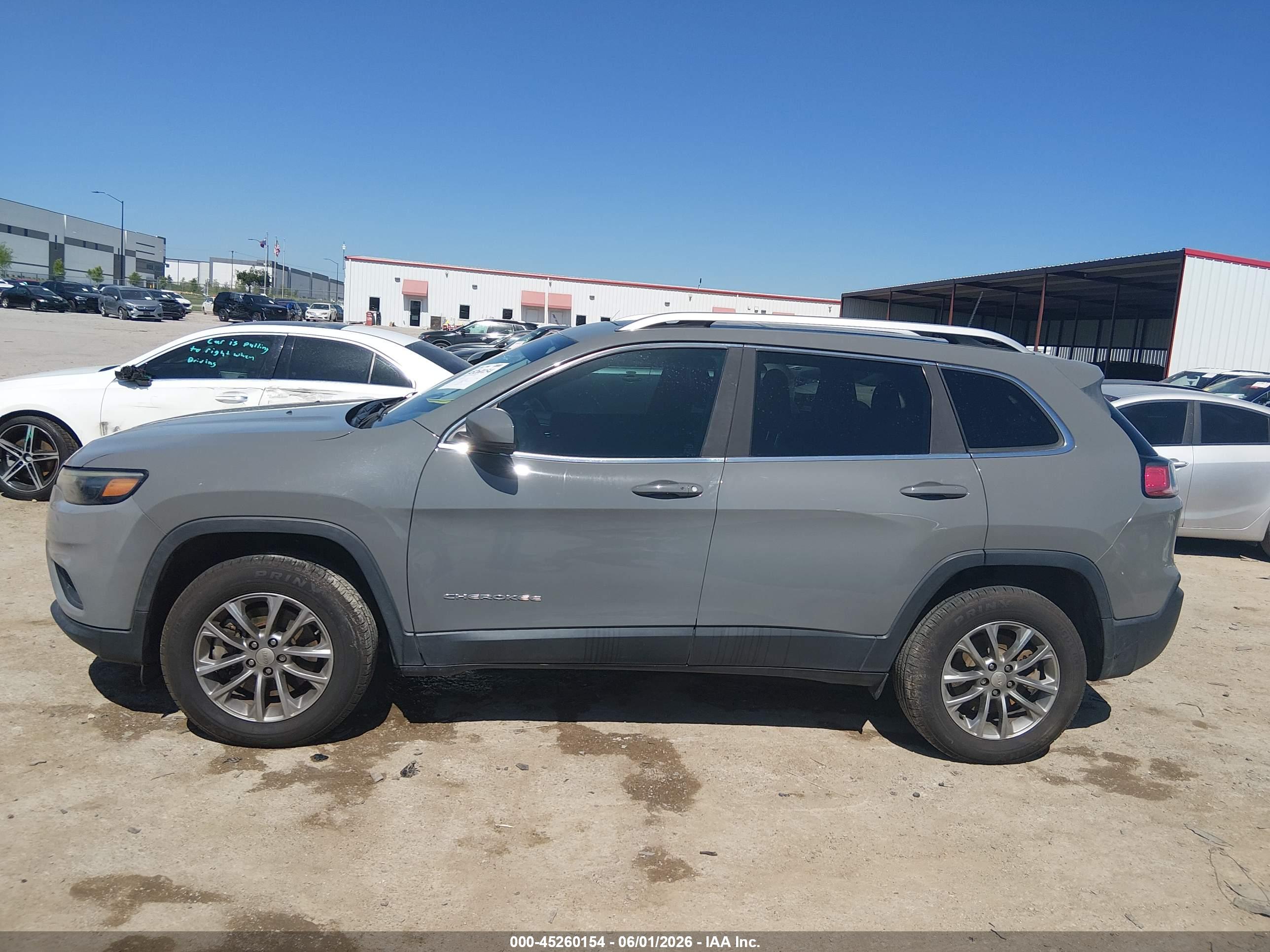 2019 JEEP CHEROKEE LATITUDE PLUS 4X4