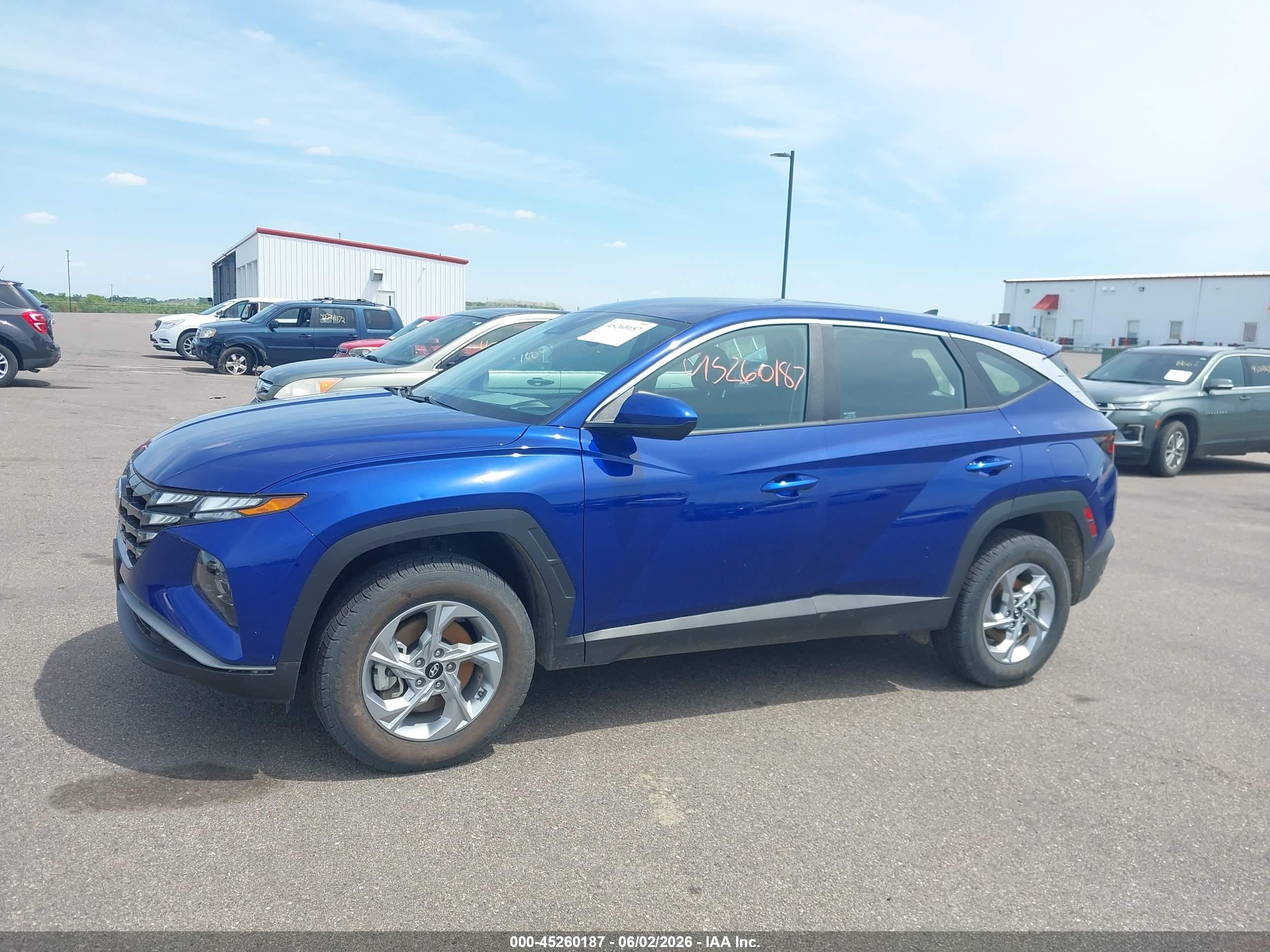 2023 HYUNDAI TUCSON SE
