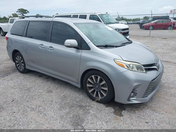 2018 TOYOTA SIENNA LIMITED 7 PASSENGER — I1